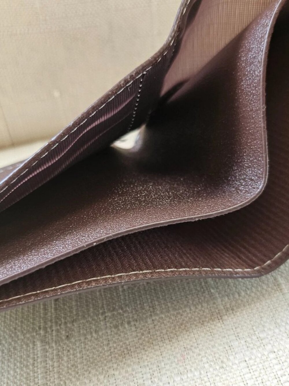 Men Wallet Brown Rubber Faux Leather Bifold Card Holder Waterproof Billfold - Picture 11 of 11